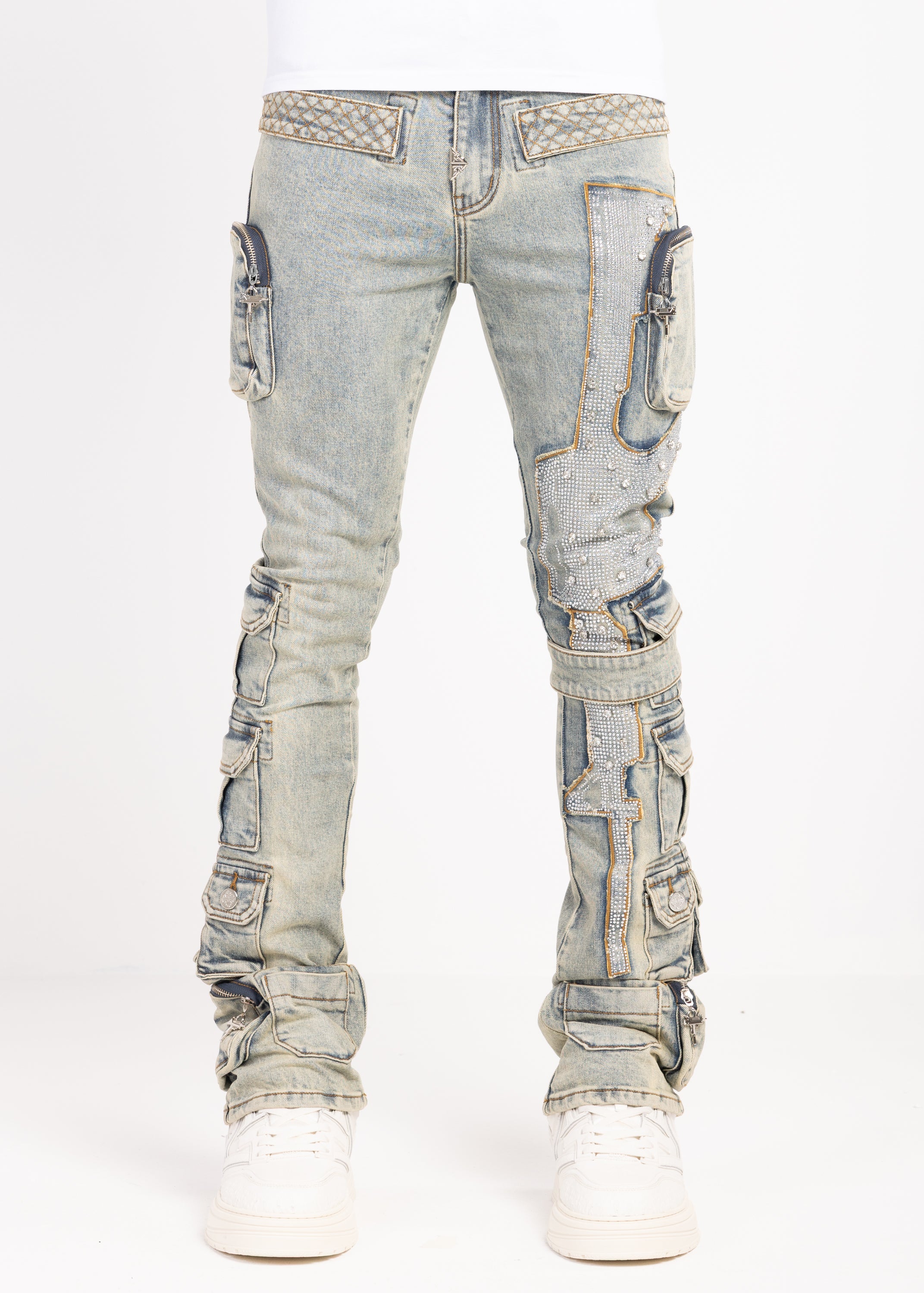 フレアパンツ – GUAPI CLOTHING FZ-LLC