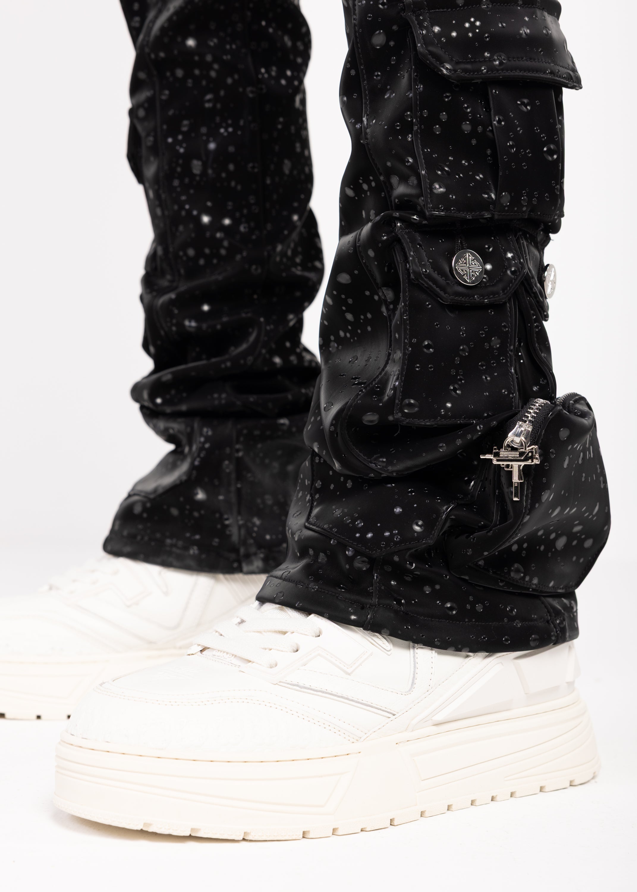 Obsidian Black Raindrop Cargo Leather Pant – GUAPI CLOTHING FZ-LLC