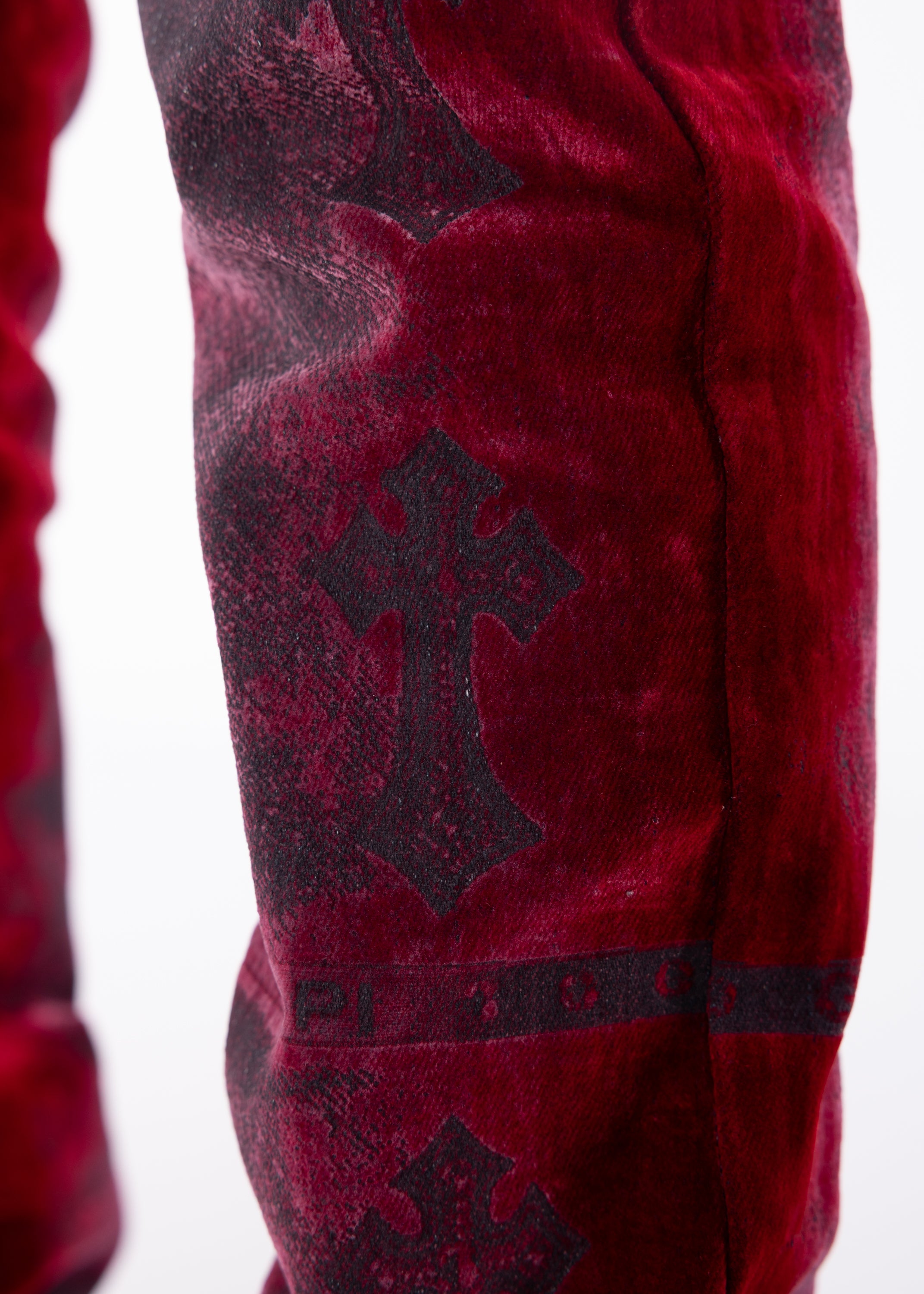 CVTVLIST  X'MAS JEANS RED 001 CTLS デニム Blood Red Laser Heavens Vault Denim – GUAPI CLOTHING FZ-LLC