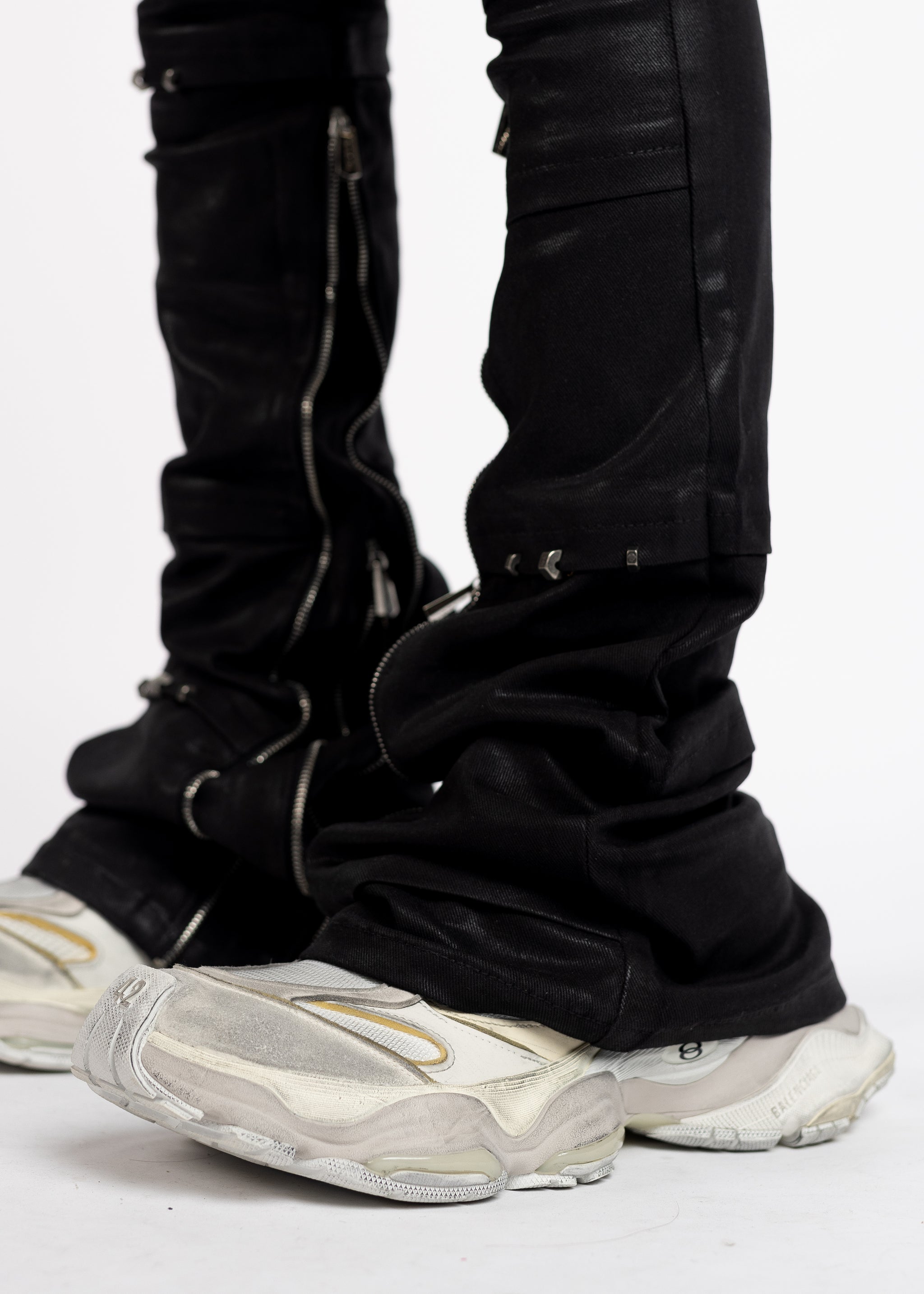 <tc>オブシディアンブラックダーティーライダーデニム</tc>