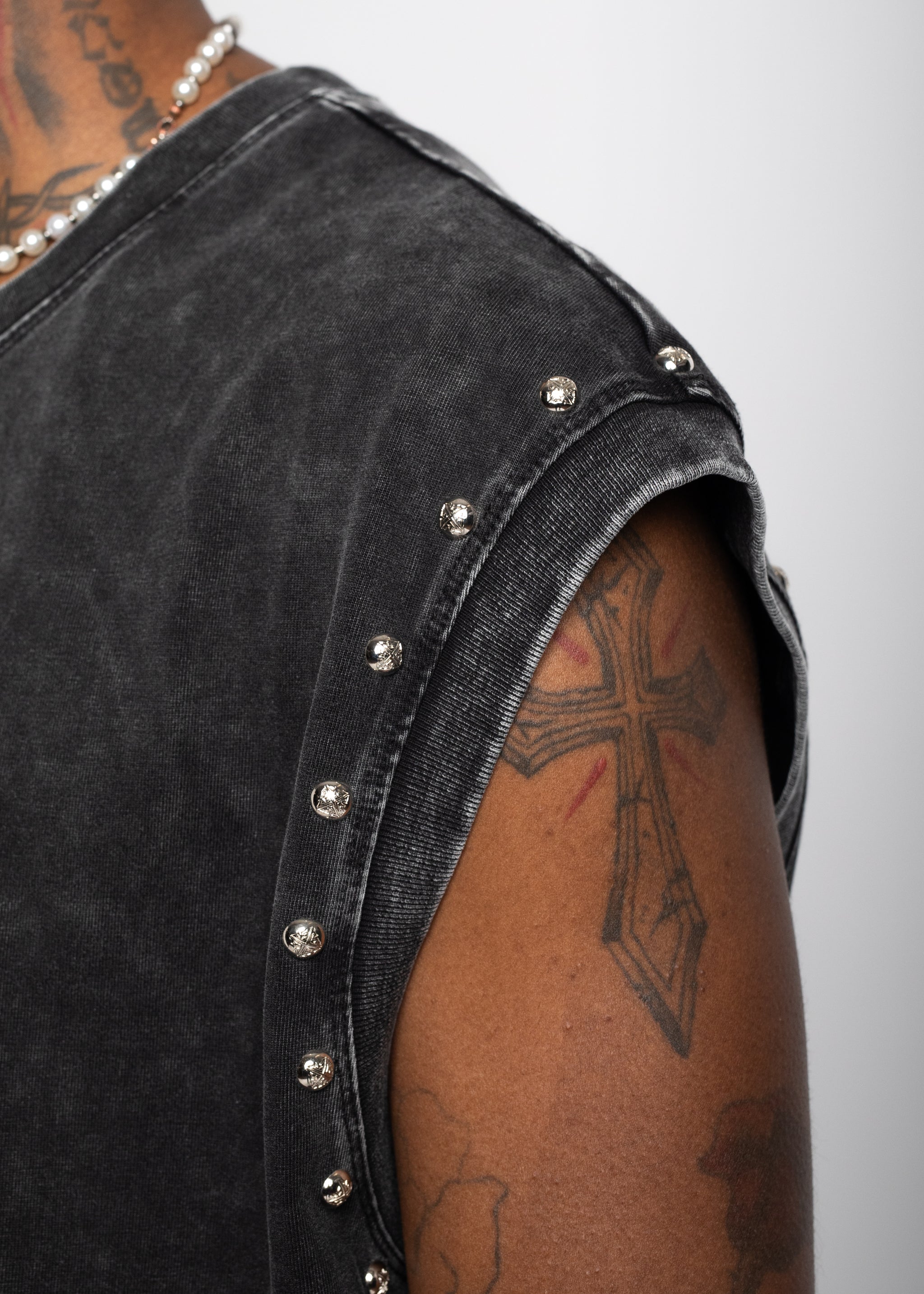 Stone Wash Sleeveless Tee V1