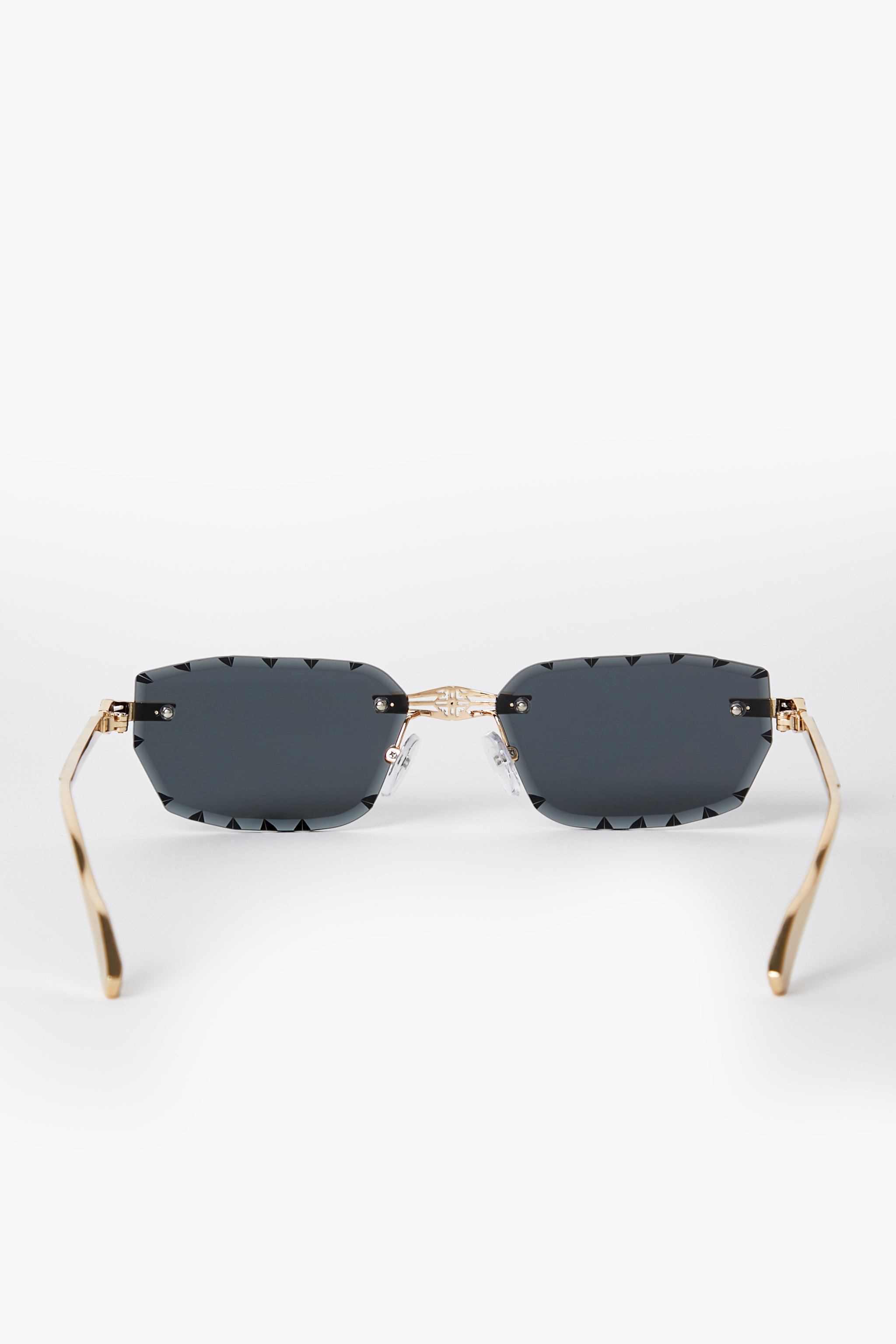 <tc>オブシディアンブラックアイコングラス</tc>