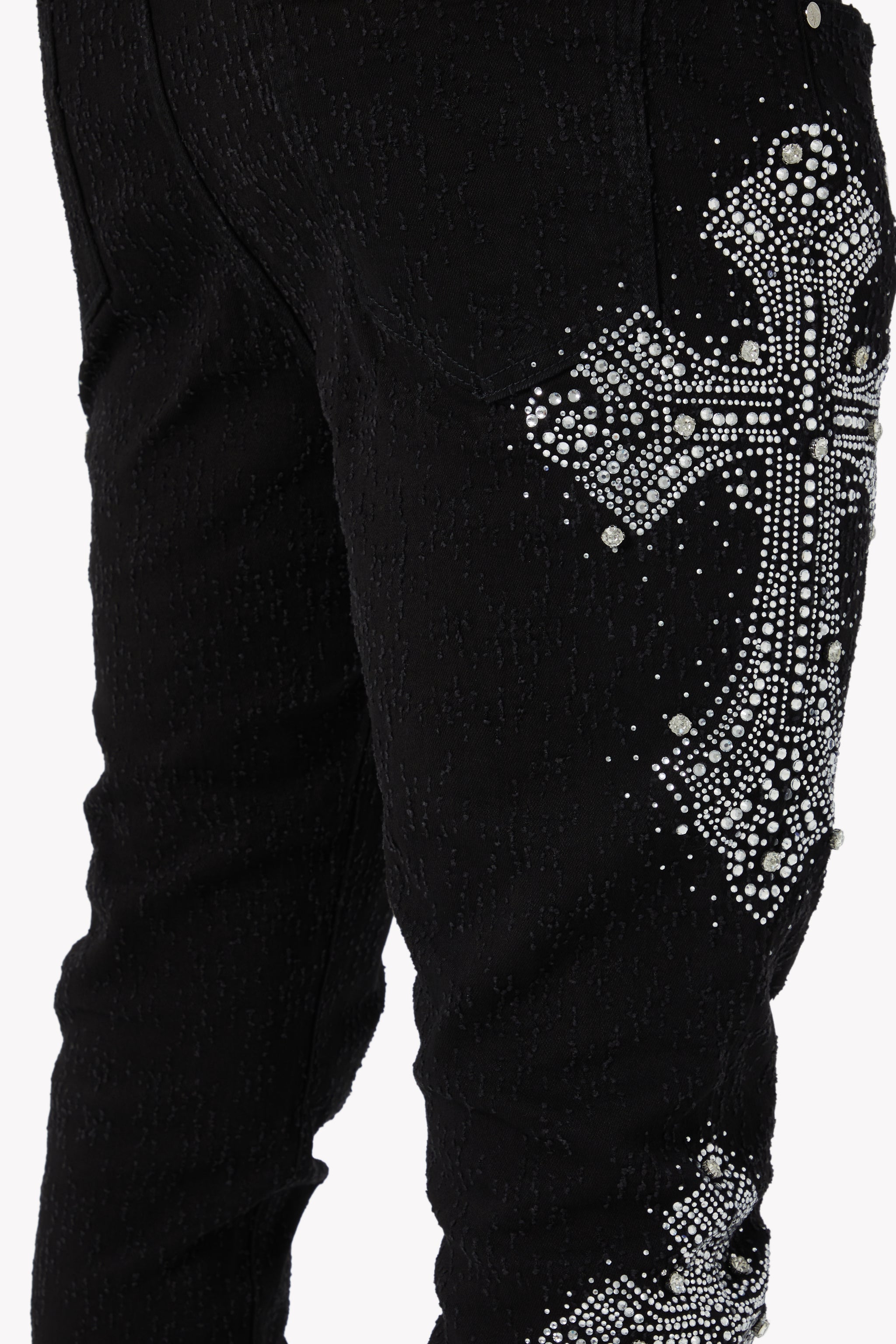 <tc>オブシディアンブラックディストレスクロスデニム</tc>