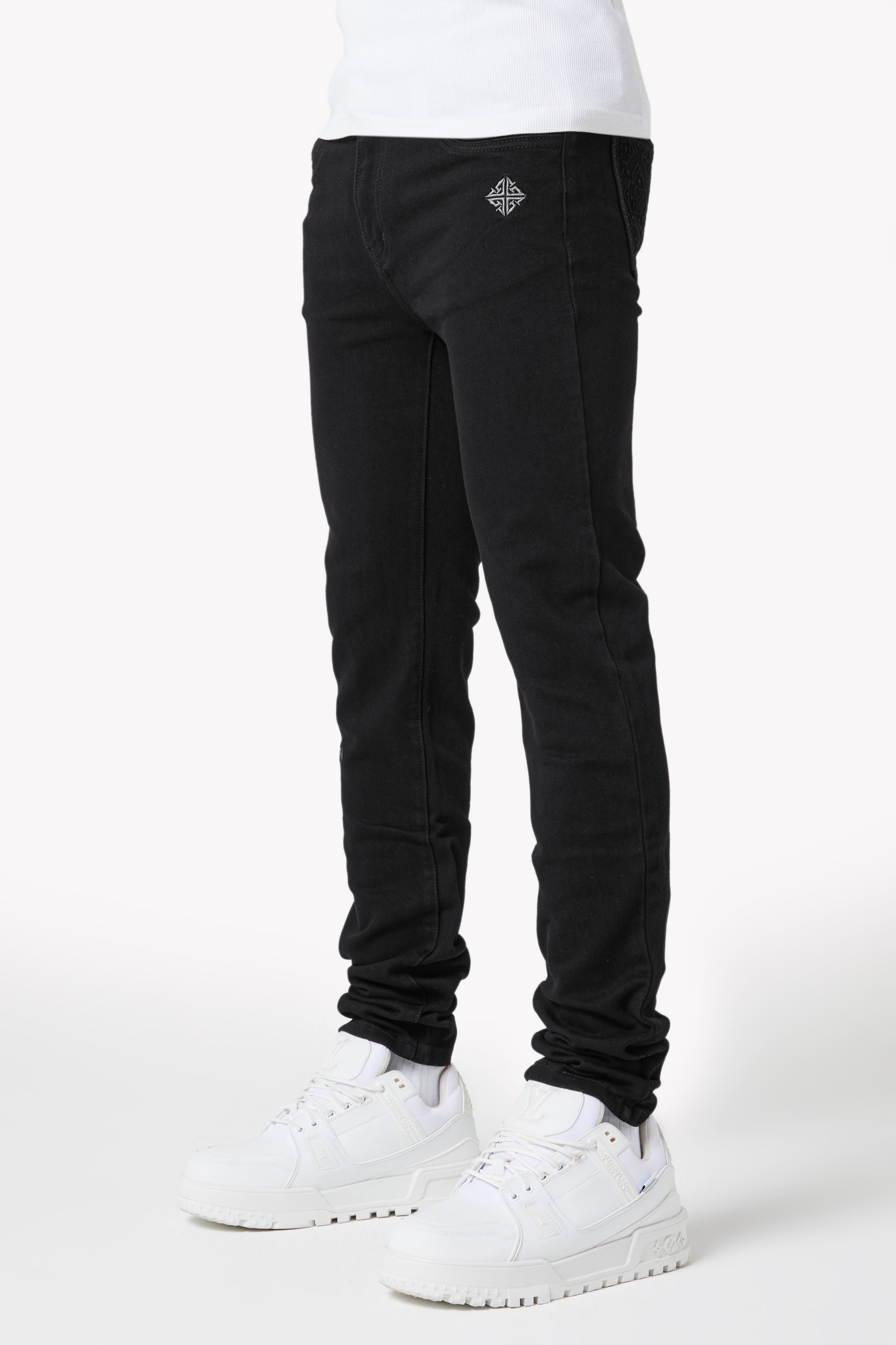 Obsidian Black Basics Regular Denim