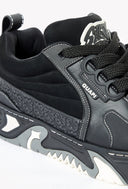 Obsidian Black Skate Star