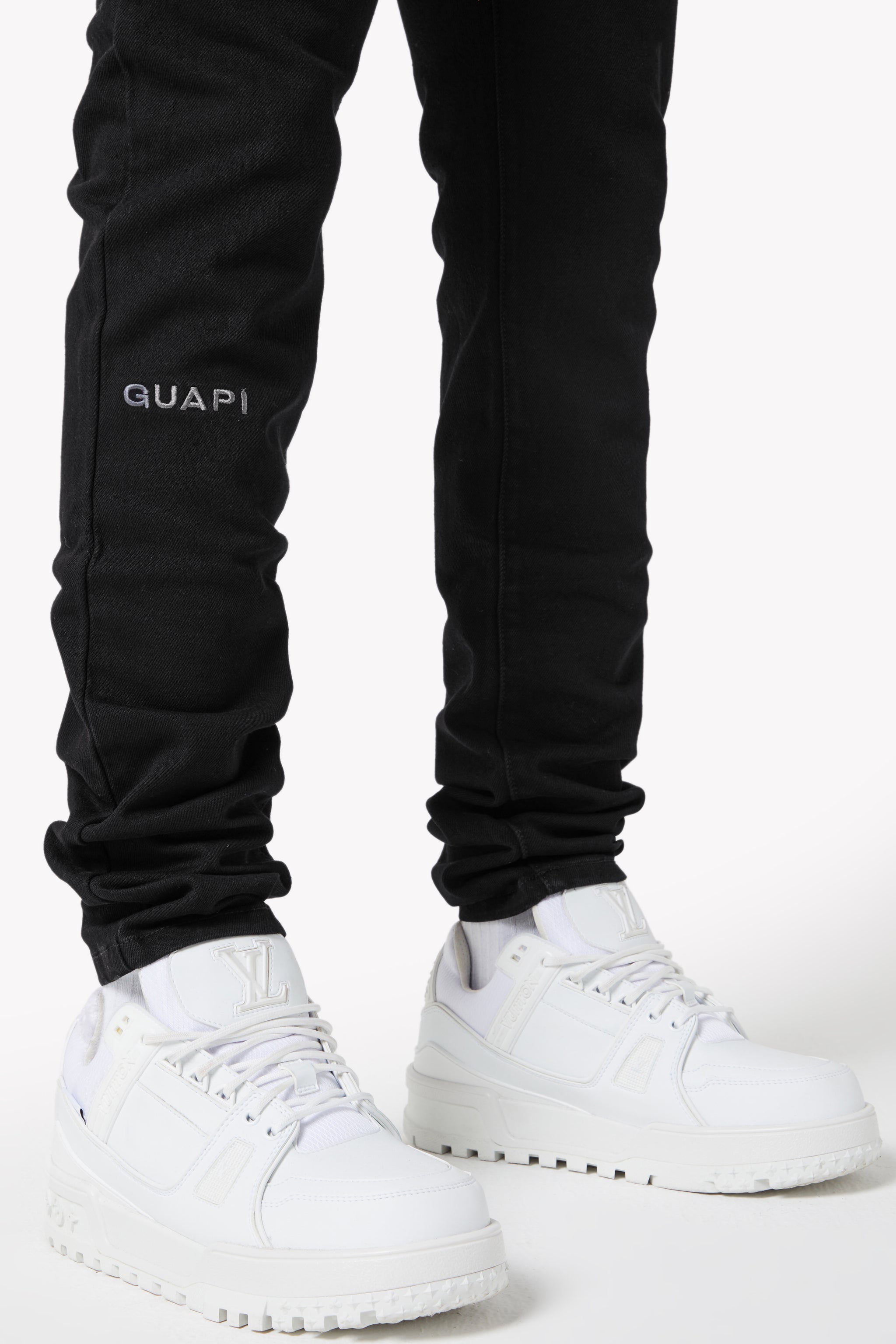 Obsidian Black Basics Regular Denim