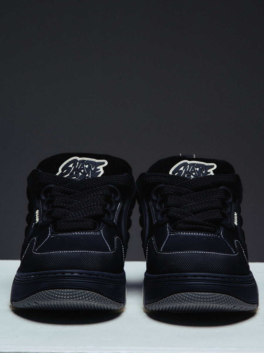 Obsidian Black Skate Star