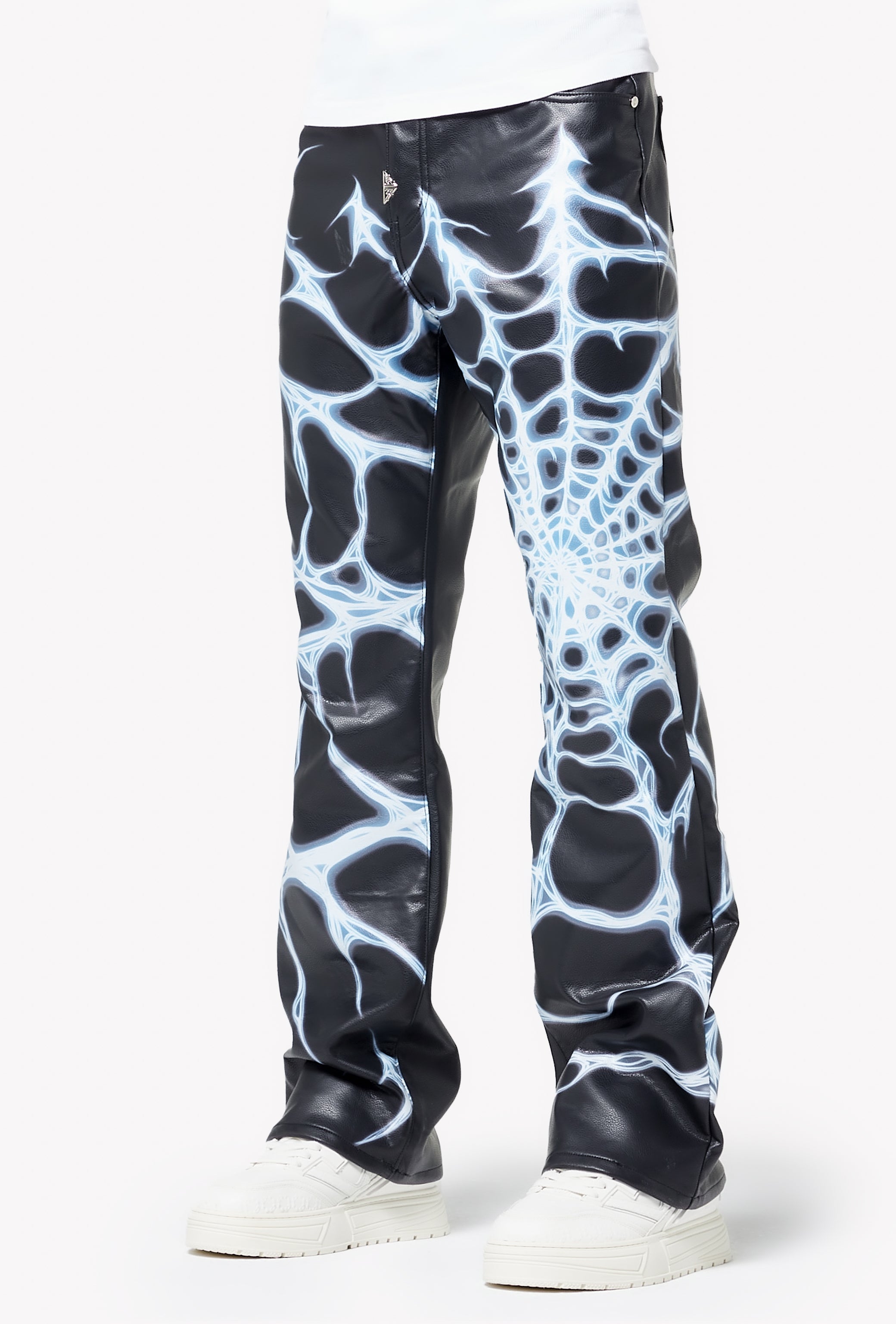 フレアパンツ – GUAPI CLOTHING FZ-LLC