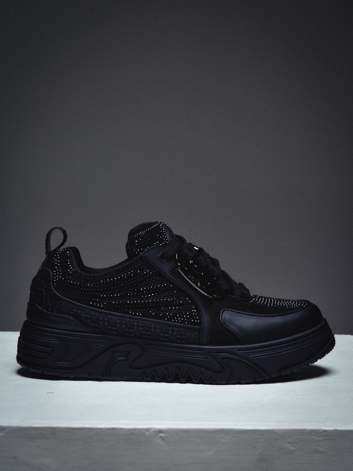 GUAPI x Lil Baby All Black Skate Star